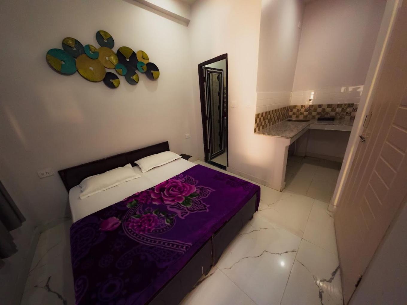 Olt Hostel Ришикеш Экстерьер фото
