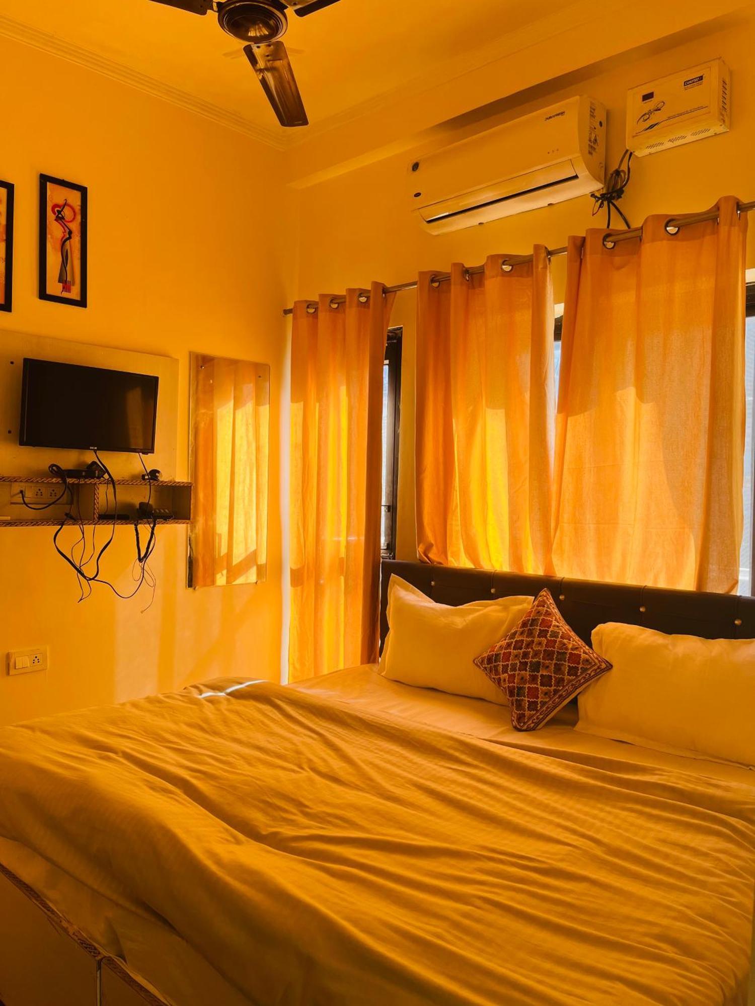 Olt Hostel Ришикеш Экстерьер фото